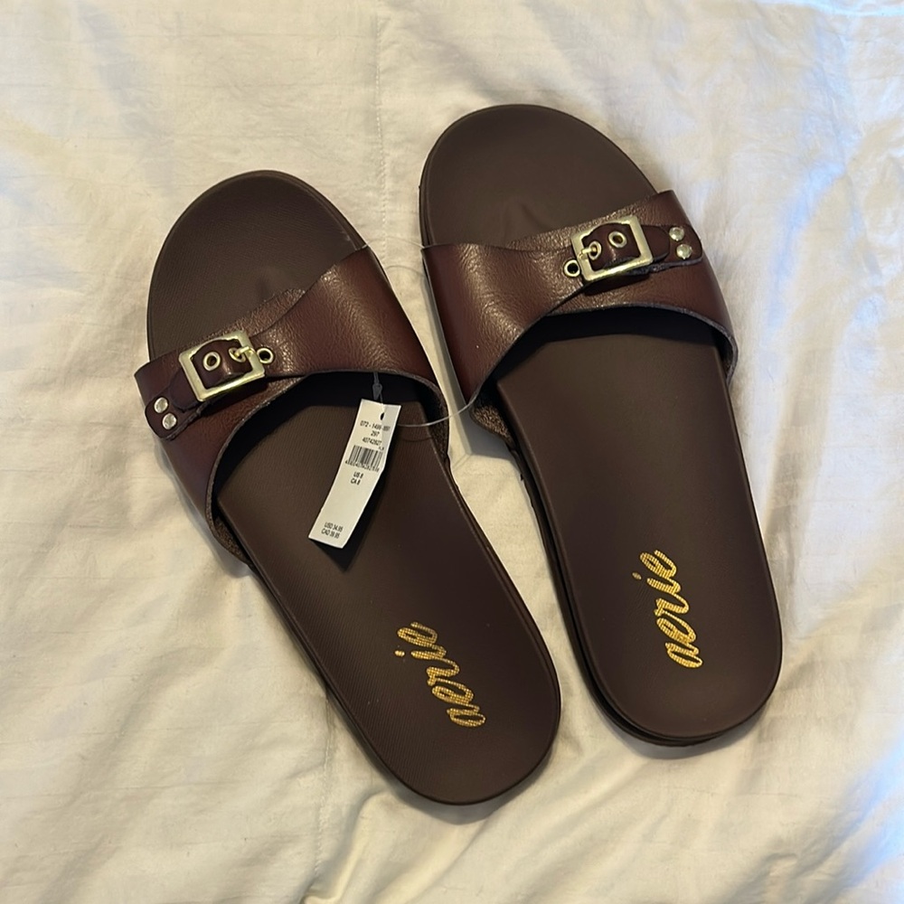 Aerie sandals - new with tags